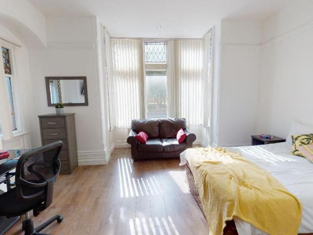 London Road, Leicester LE2 Studio to rent £680 pcm £157 pw