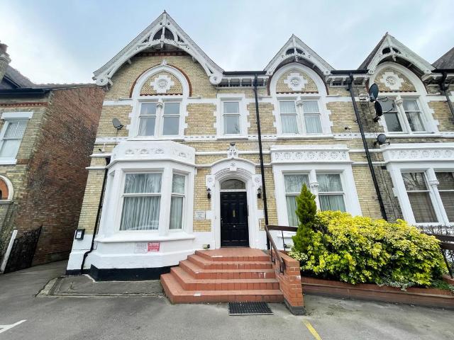 London Road, Leicester LE2 1 bed flat to rent £800 pcm £185 pw