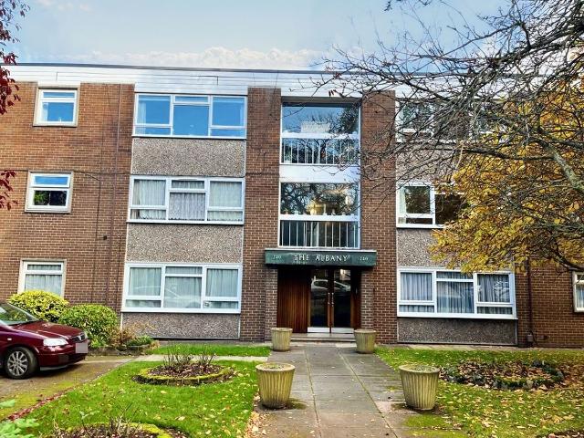 London Road, Leicester LE2, 3 bed flat to rent, £1,200 pcm | PrimeLocation