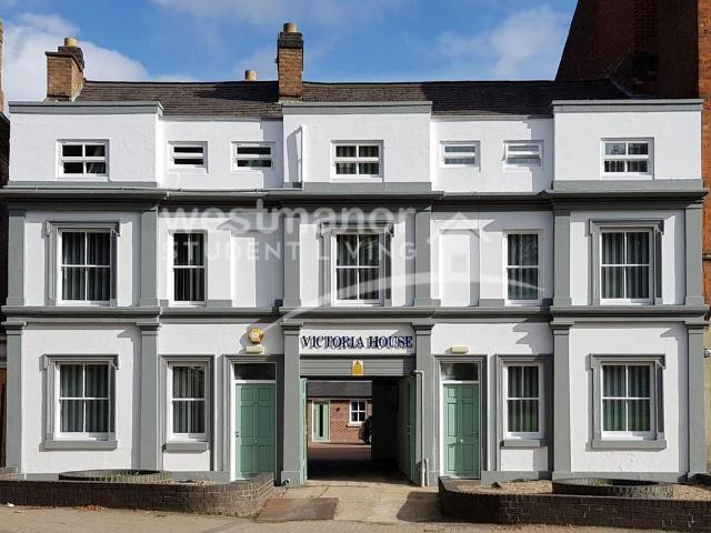 London Road, Leicester LE2 6 bed detached house to rent £2,574 pcm £594 pw