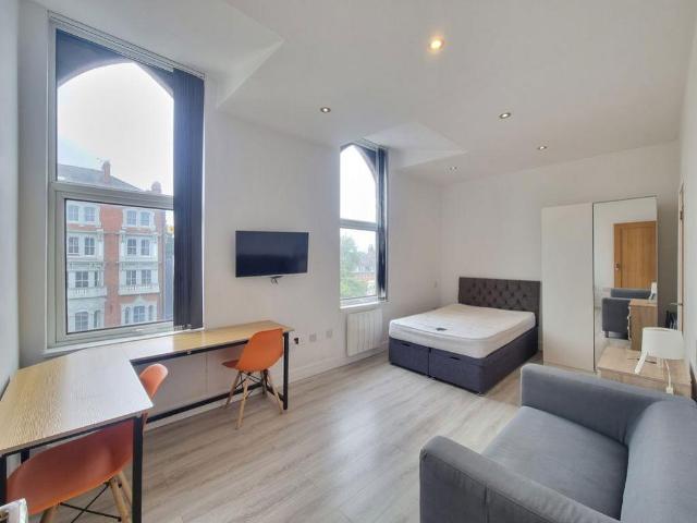 London Road, Leicester Studio to rent £795 pcm £183 pw