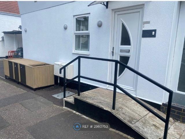 London Road, Leigh On Sea SS9, 1 bed flat to rent, £1,100 pcm | PrimeLocation