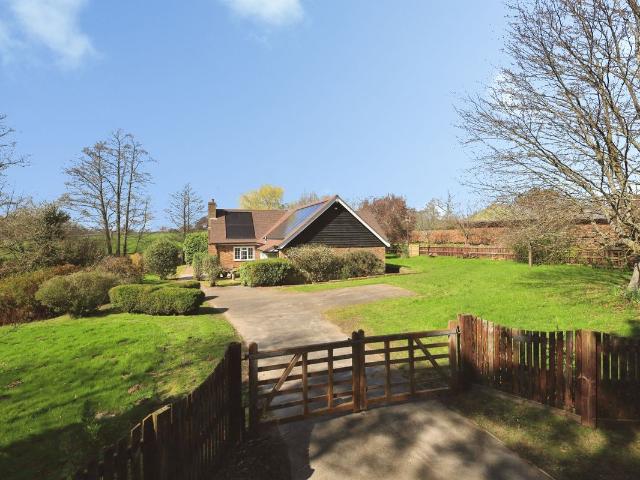 London Road, Lewes BN8, 5 bed property to rent, £3,500 pcm | PrimeLocation