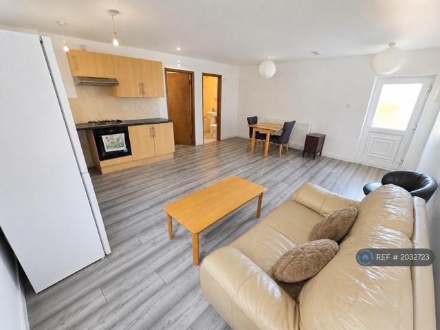 London Road, London, SE23 1 bed flat to rent £1,450 pcm £335 pw