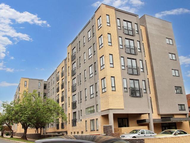 London Road, Maidstone ME16, 1 bed flat to rent, £1,000 pcm | PrimeLocation