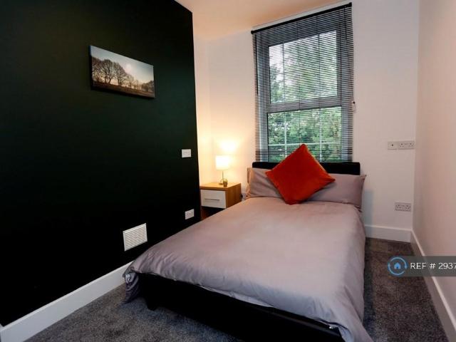 London Road, Maidstone, ME16 1 bed in a house share to rent £590 pcm £136 pw