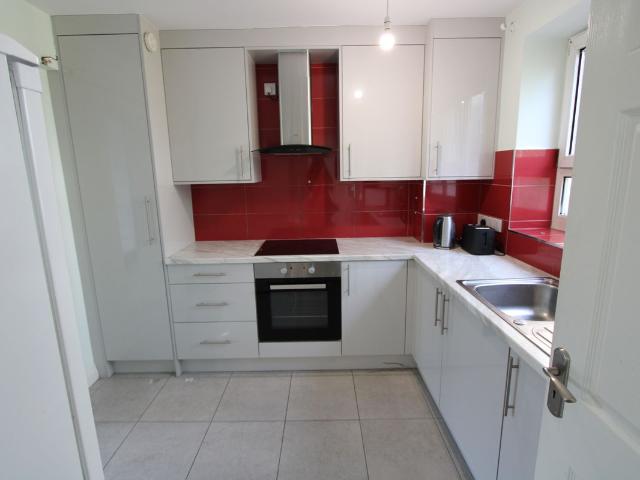 London Road, Mitcham CR4, Studio to rent, £1,350 pcm | PrimeLocation