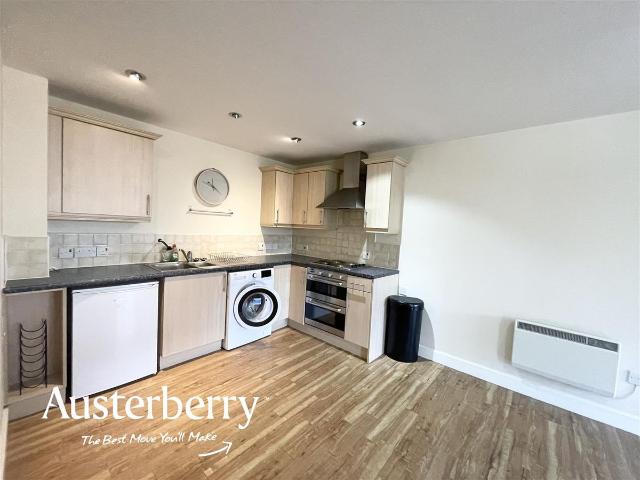 London Road, Newcastle Under Lyme ST5, 1 bed flat to rent, £700 pcm | PrimeLocation