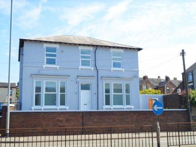 London Road, Newcastle under Lyme, ST5 1 bed in a house share to rent £433 pcm £100 pw