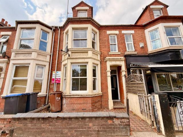 London Road, NORTHAMPTON 4 bed house to rent £1,550 pcm £358 pw