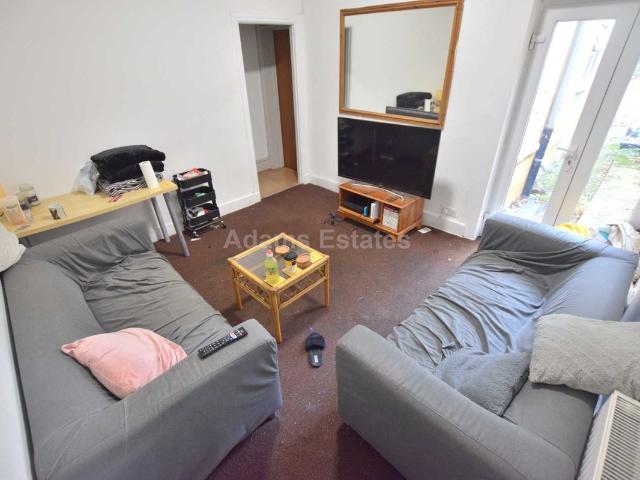 London Road, Reading RG1, 6 bed terraced house to rent, £3,570 pcm | PrimeLocation