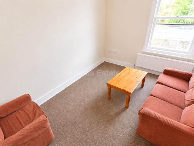 London Road, Reading RG1, 1 bed flat to rent, £995 pcm | PrimeLocation