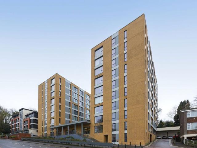 London Road, Sevenoaks TN13, 1 bed flat to rent, £1,550 pcm | PrimeLocation