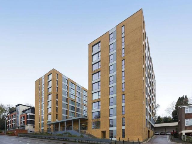 London Road, Sevenoaks, TN13 1FB 1 bed apartment to rent £1,550 pcm £358 pw