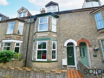 London Road South, Pakefield, NR33 4 bed terraced house to rent £4,000 pcm £923 pw