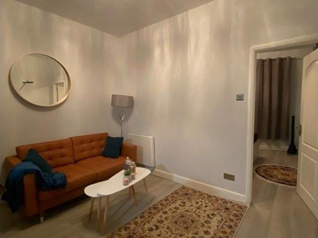 London Road, Southend On Sea SS1, 1 bed flat to rent, £900 pcm | PrimeLocation