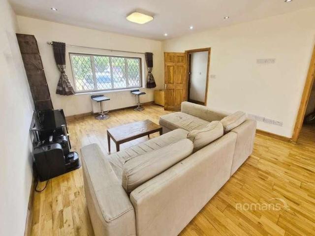 London Road, Slough, Berkshire, SL3