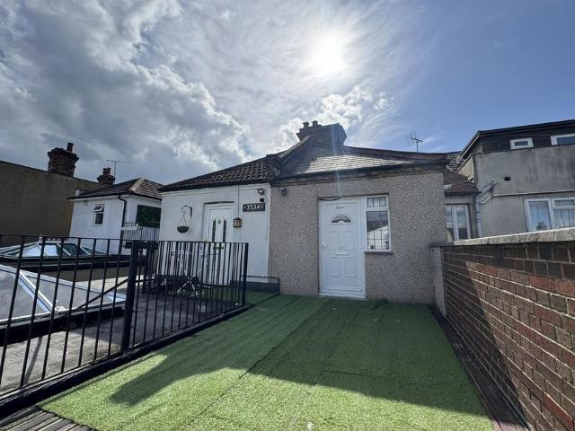 London Road, SS0 1 bed flat to rent £1,000 pcm £231 pw