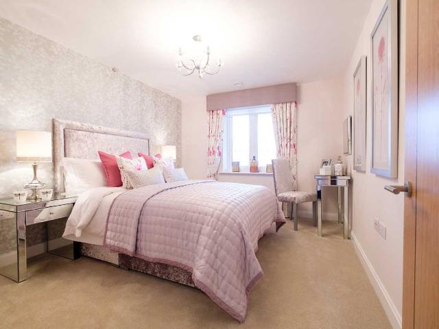 London Road, St.Albans AL1, 2 bed flat to rent, £5,300 pcm | PrimeLocation