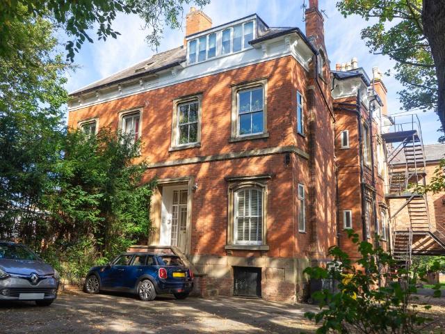 London Road, Stoneygate, Leicester LE2, 2 bed flat to rent, £1,100 pcm | PrimeLocation