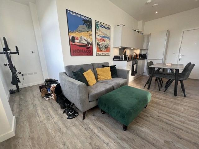 London Road, Staines 1 bedroomProperty for lettings Seymours