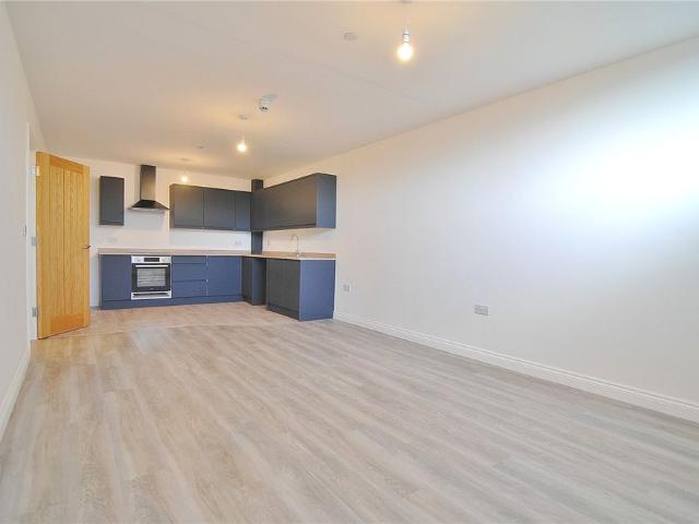 London Road, Stroud, Gloucestershire, GL5