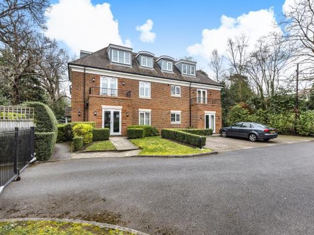 London Road, Sunningdale, Ascot, SL5 2 bed flat to rent £1,850 pcm £427 pw