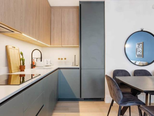 London, WC1B 3PP, United Kingdom | 3 bed apartment for rent #160272209 | Rentberry