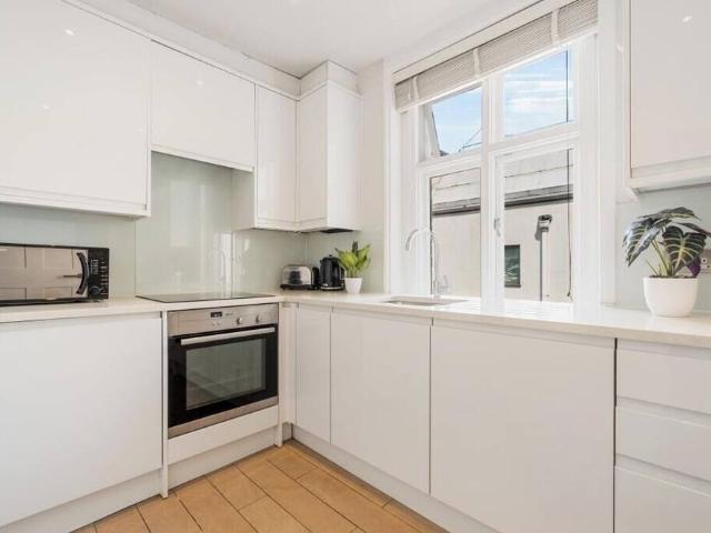 London, WC1E 6DD, United Kingdom | 2 bed apartment for rent #168409126 | Rentberry
