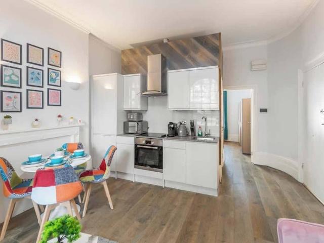 London, WC1H 8HZ, United Kingdom | 1 bed apartment for rent #130647818 | Rentberry