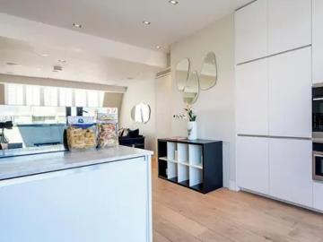 London, WC1N 2ES, United Kingdom | 2 bed duplex for rent #152278331 | Rentberry