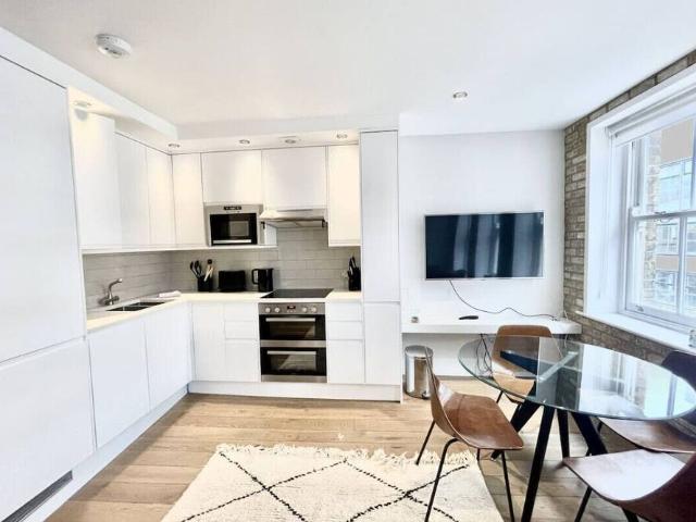 London, WC2B 5RH, United Kingdom | 1 bed apartment for rent #133195102 | Rentberry