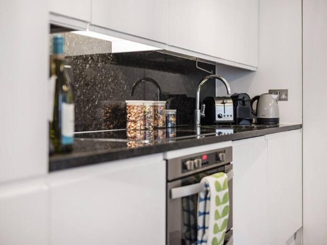 London, WC2N 4BP, United Kingdom | Studio apartment for rent #113999962 | Rentberry