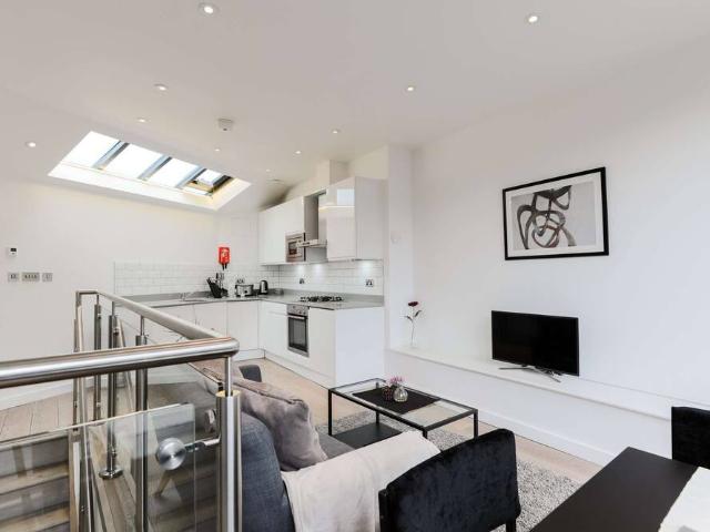 London, WC2N 4HS, United Kingdom | 2 bed apartment for rent #152266864 | Rentberry