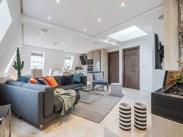 London, WC2N 6HE, United Kingdom | 2 bed apartment for rent #160261561 | Rentberry