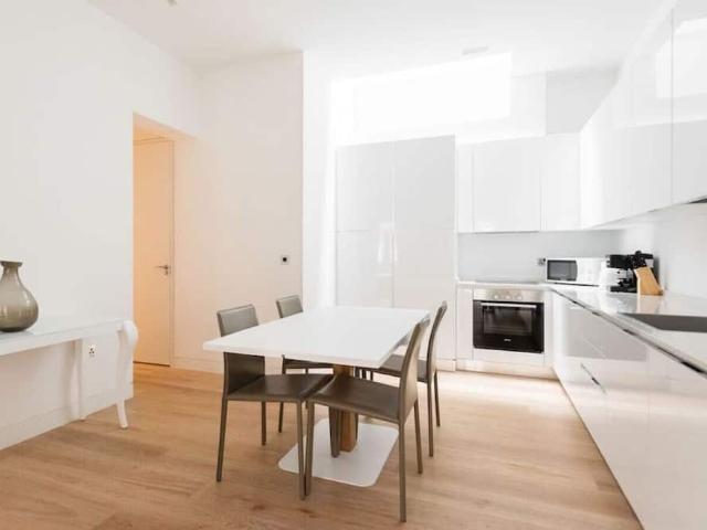 London, WC2N 6JU, United Kingdom | 2 bed apartment for rent #114011632 | Rentberry
