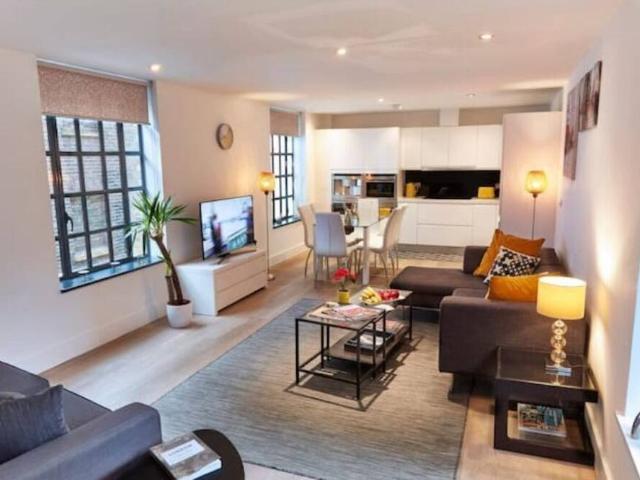 London, WC2R 0NP, United Kingdom | 2 bed apartment for rent #107283720 | Rentberry