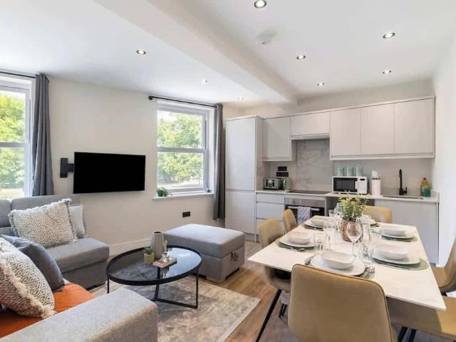 London, TW9 2NA, United Kingdom | 2 bed apartment for rent #168863911 | Rentberry