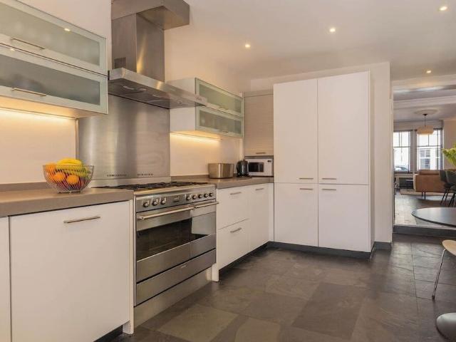 London, TW1 3AR, United Kingdom | 3 bed house for rent #176000617 | Rentberry