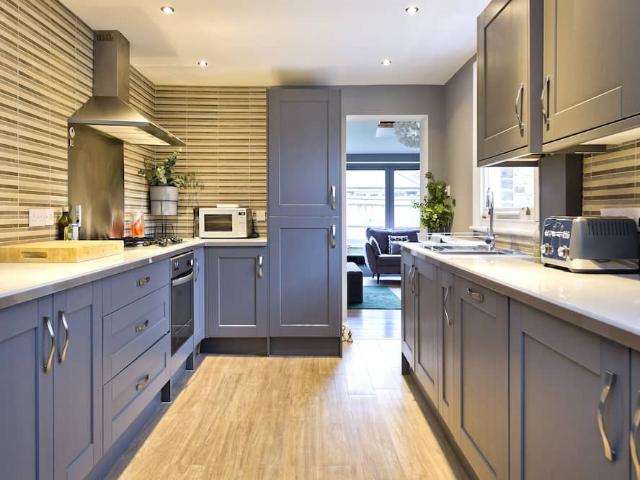 London, TW2 5AG, United Kingdom | 2 bed apartment for rent #116149064 | Rentberry