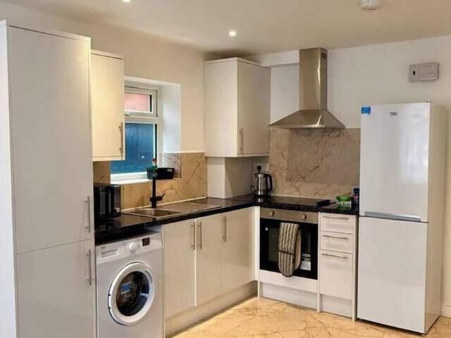 London, UB6 8HG, United Kingdom | 3 bed apartment for rent #168870256 | Rentberry