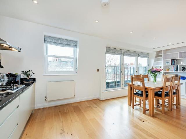 London, W14 0NP, United Kingdom | 2 bed townhouse for rent #147429158 | Rentberry
