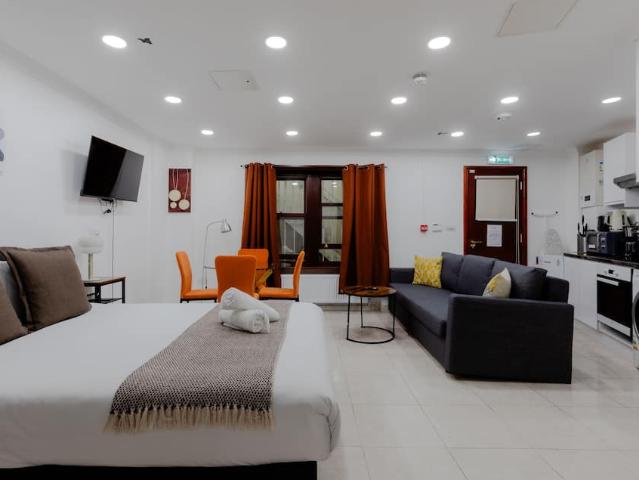 London, W14 0PR, United Kingdom | 1 bed apartment for rent #167050167 | Rentberry