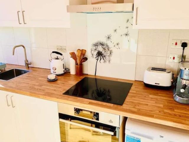 London, W14 8BE, United Kingdom | 1 bed apartment for rent #97889020 | Rentberry