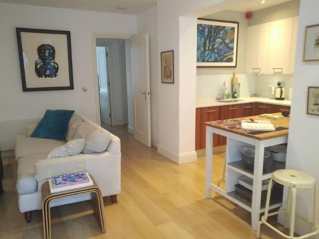 London, W14 8HA, United Kingdom | 2 bed apartment for rent #105951390 | Rentberry
