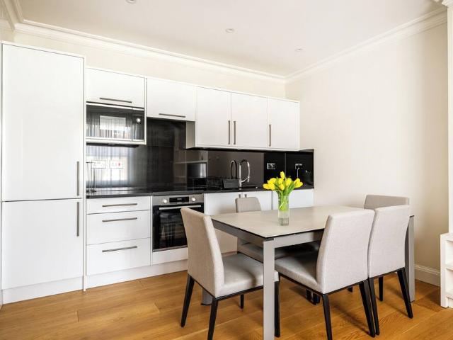 London, W14 8PR, United Kingdom | 2 bed apartment for rent #147423236 | Rentberry