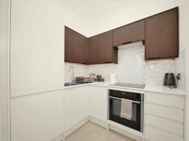 London, W14 9BQ, United Kingdom | 2 bed apartment for rent #167305291 | Rentberry