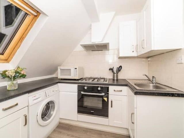 London, W14 9DU, United Kingdom | 1 bed apartment for rent #121439034 | Rentberry