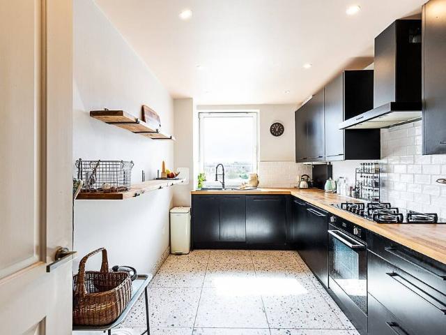 London, W10 5BL, United Kingdom | 2 bed apartment for rent #167062190 | Rentberry