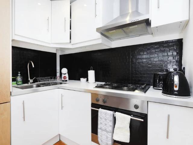 London, W11 1AE, United Kingdom | 2 bed apartment for rent #147224229 | Rentberry